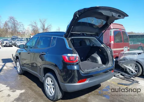 2019 Jeep Compass Sport 4X4 из США, поврежденный, VIN 3C4NJDAB4KT702998